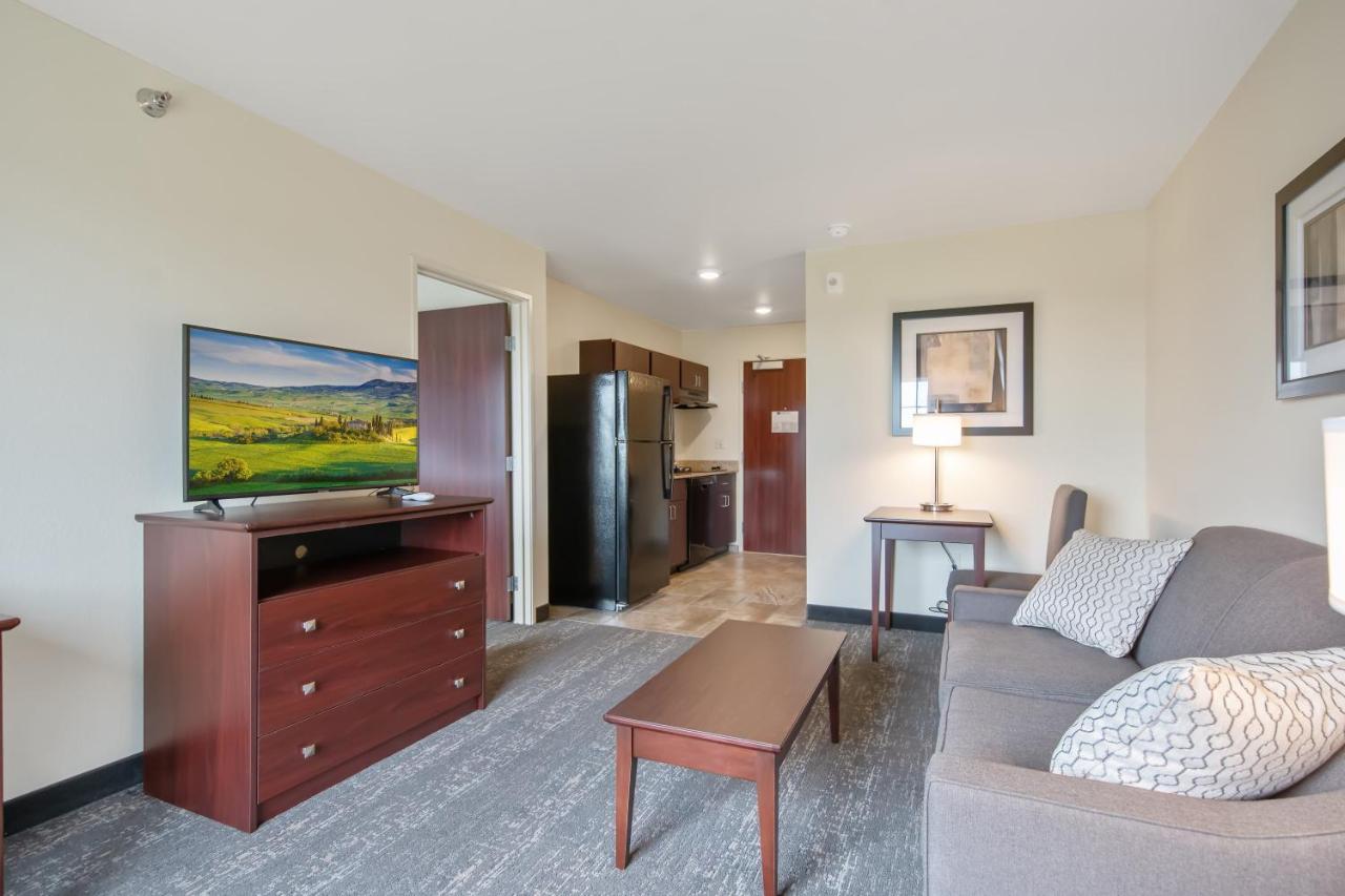 Cobblestone Hotel & Suites - Austin Bagian luar foto