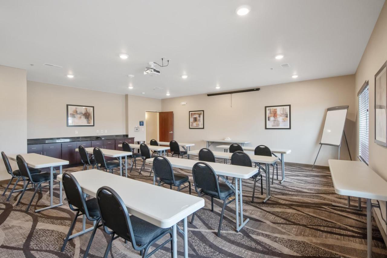 Cobblestone Hotel & Suites - Austin Bagian luar foto