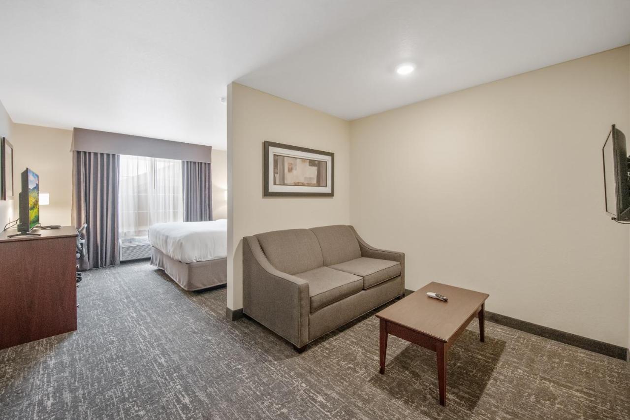 Cobblestone Hotel & Suites - Austin Bagian luar foto