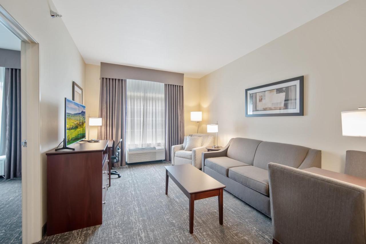 Cobblestone Hotel & Suites - Austin Bagian luar foto