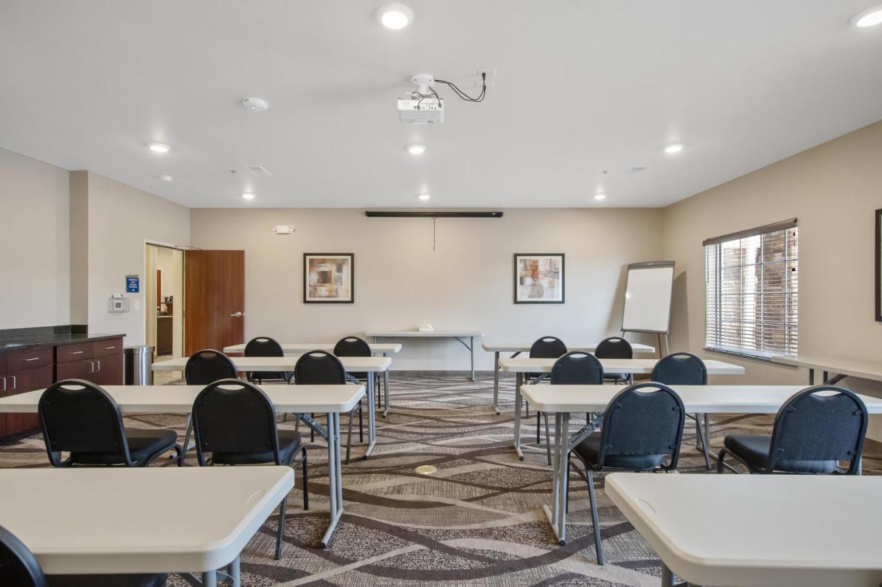 Cobblestone Hotel & Suites - Austin Bagian luar foto