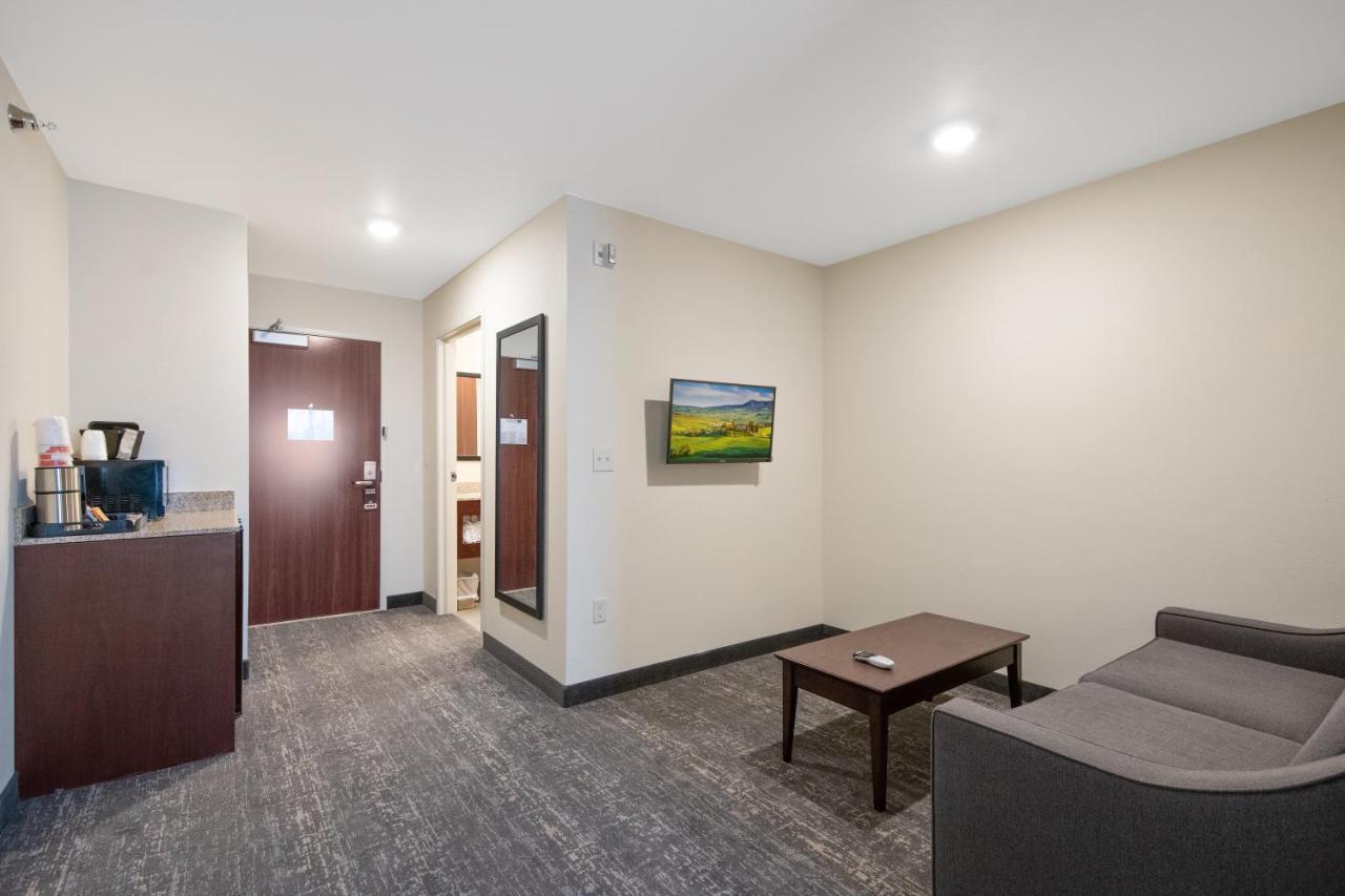 Cobblestone Hotel & Suites - Austin Bagian luar foto