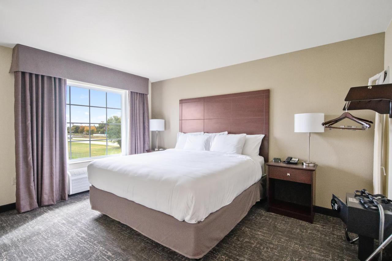 Cobblestone Hotel & Suites - Austin Bagian luar foto
